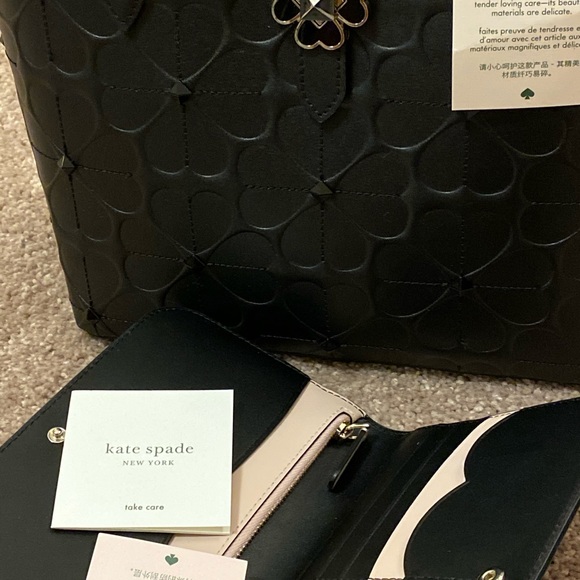 Kate Spade - Picture 6 of 8